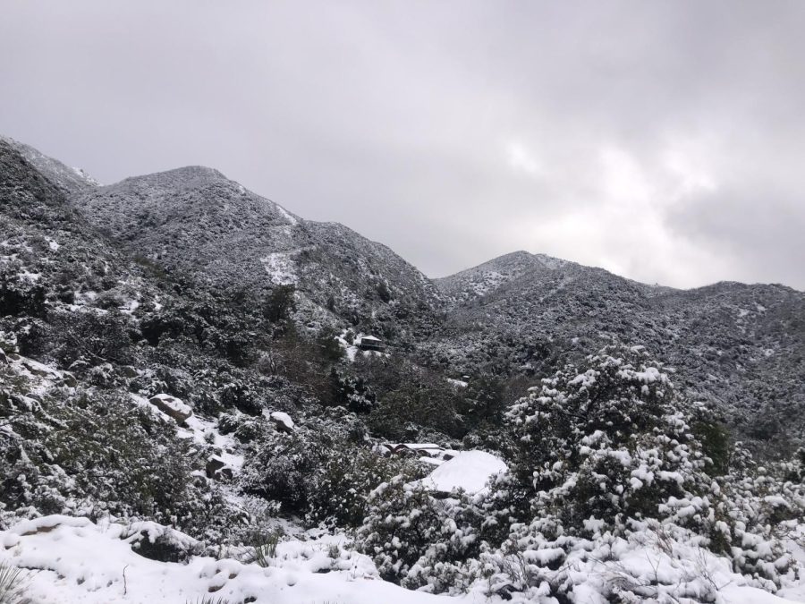 Santa Barbara hills covered after snowfall