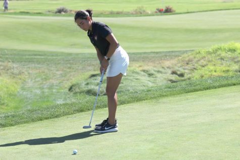 Womens golf ends the regular season on a high note