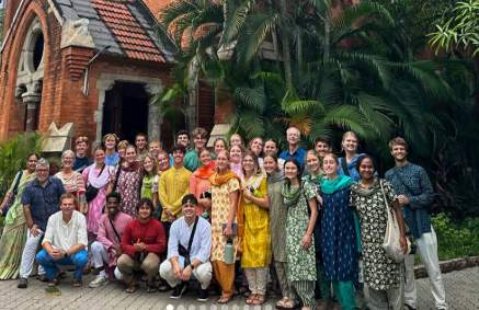 The global semester crew arriving in India