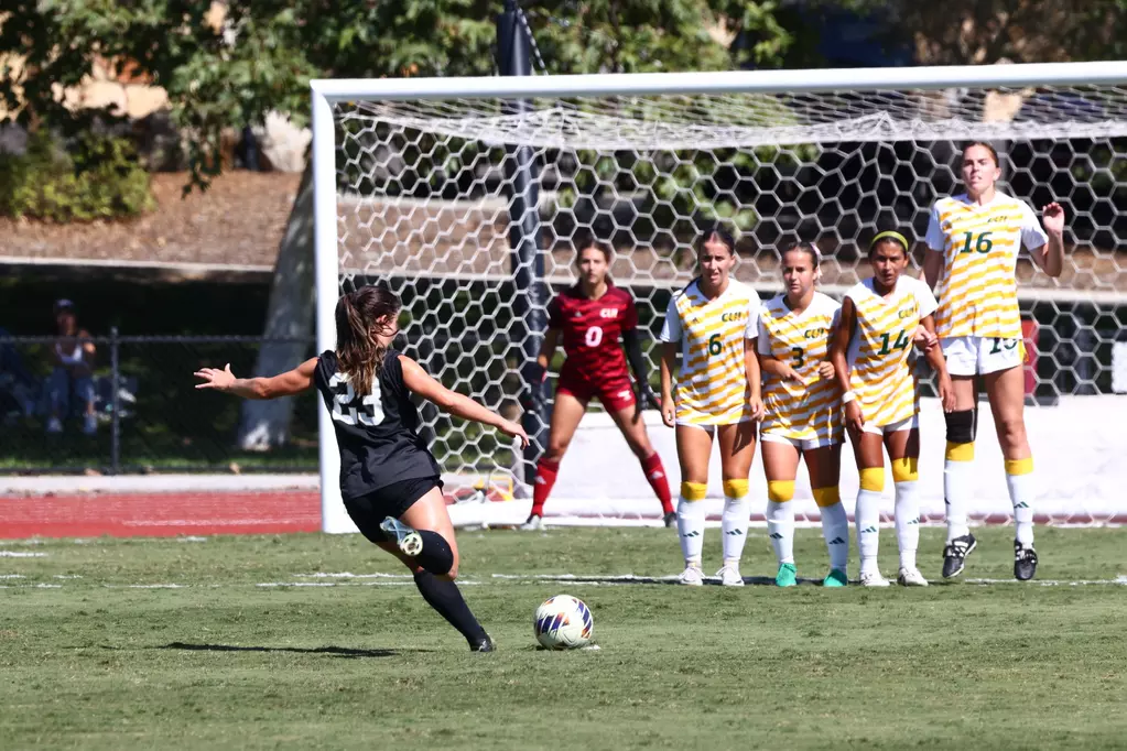 Senior series: Amelia Villa